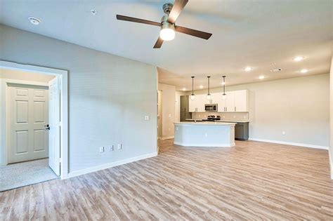 Luxury Apartments in Cypress, TX | Experience Gateway at Cypress Creek