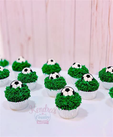 Soccer Cupcakes | Soccer birthday cakes, Soccer birthday parties, Soccer cupcakes