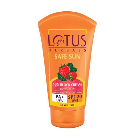 Lotus Herbals Safe Sun Sun Block Cream - Breezy Berry - SPF 20 PA+ ...