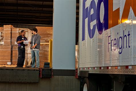 FedEx Operations Manager 的图像结果