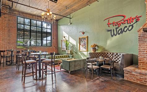 Best Italian food in Waco, TX | Pignetti's Waco | Italian food near me