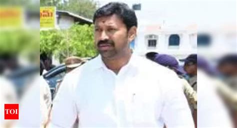 Supreme Court Serves Notices to Kadapa MP in YS Vivekananda Reddy ...