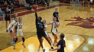 Iowa high school basketball scores for IHSAA and IGHSAU playoff games