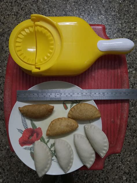 Buy Clazkit 2-in-1 Puri Kachori-Momo's-Gujiya-Ghughra-Dumpling Maker ...