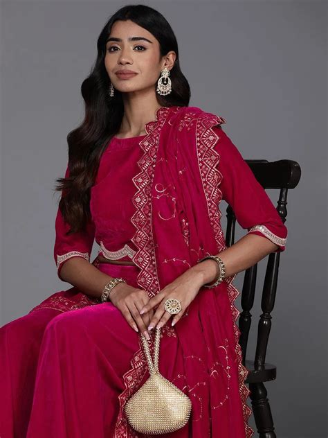 Velvet Suits - Buy Velvet Suits for Women Online | Libas
