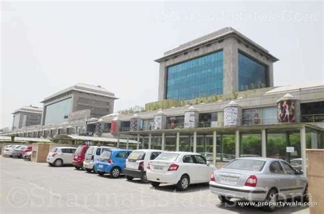 Office Space for rent in Saket, New Delhi (P2414973) - PropertyWala.com