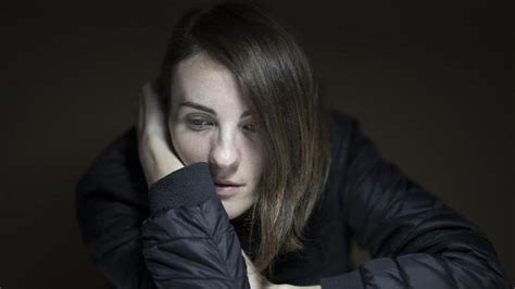 Menopause: Don't suffer in silence as you deal with symptoms - How to ...