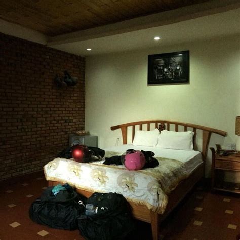 GREEN HOTEL (Kontum, Kon Tum, Vietnam) - Lodge Reviews & Photos ...