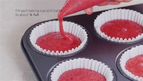 Red Velvet Cupcakes with Cream Cheese Frosting Vidoe Recipe