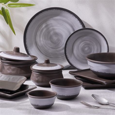 Buy Meadows Melamine Dinner Plate - 26cm from Home Centre at just INR 299.0