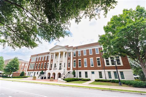 Visit | Honors College