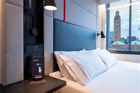 HOTEL CITIZENM LONDON VICTORIA | ⋆⋆⋆⋆ | UNITED KINGDOM | SEASON DEALS ...