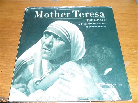 Buy Mother Teresa: A Pictorial Biography Book Online at Low Prices in ...