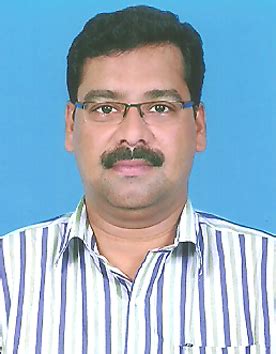 Gift Red Template by templatemo.com