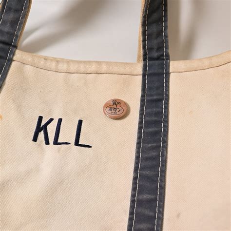 BW Pinback Button | Button Works Store ボタンワークス