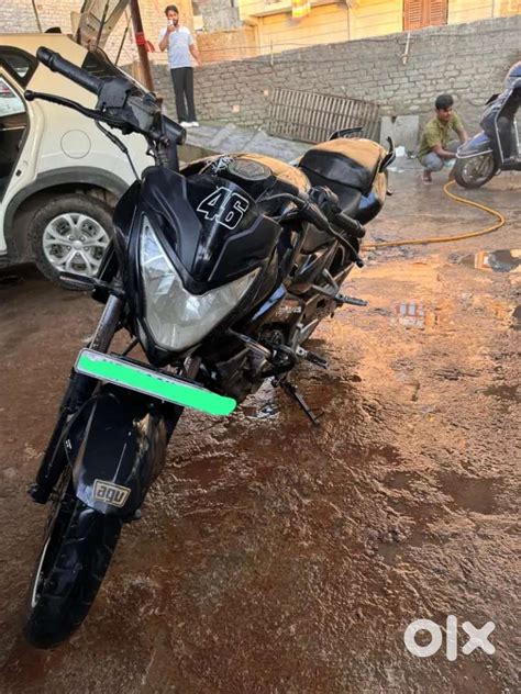 Bajaj ns 200 awsm silent smooth engine first owner - Motorcycles ...