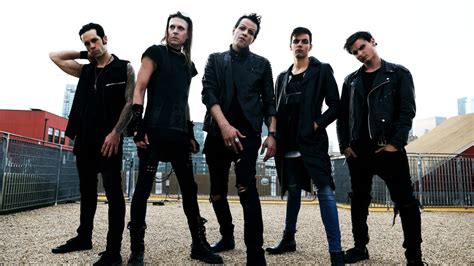 Lords of Acid 的图像结果