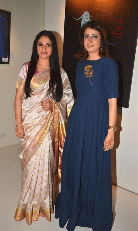 Gracy Singh at Iranian artist Kaveh Afraie's World Without Borders art ...