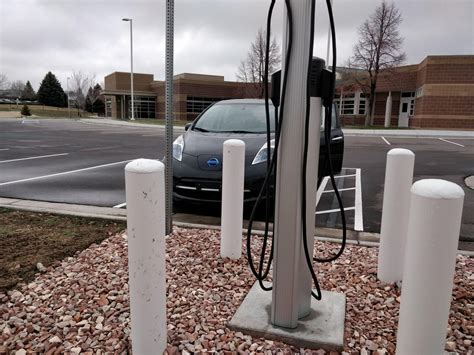 Monarch K-8 | Louisville, CO | EV Station