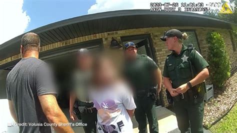 Florida girl, 11, arrested for fake 911 text that her friend was ...