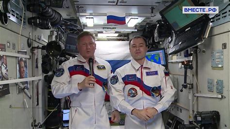 Российские космонавты и американский астронавт побили рекорд ...