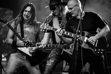 Rock Music 的图像结果