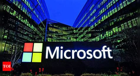 Microsoft 365 outage that hit Outlook and Teams users worldwide is now ...