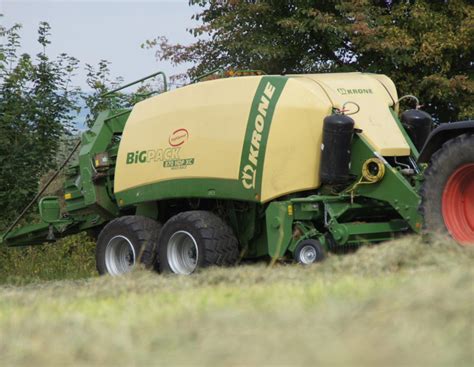 Krone BiG Pack 870 HDP MultiBale: Kleine Ballen ganz groß | agrarheute.com