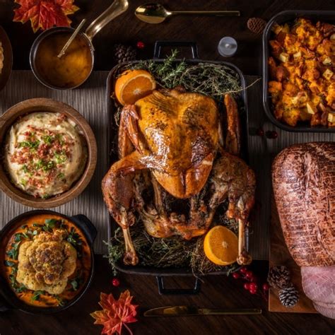 Head to these 5 places in Mumbai for a Thanksgiving dinner - Harpers bazaar