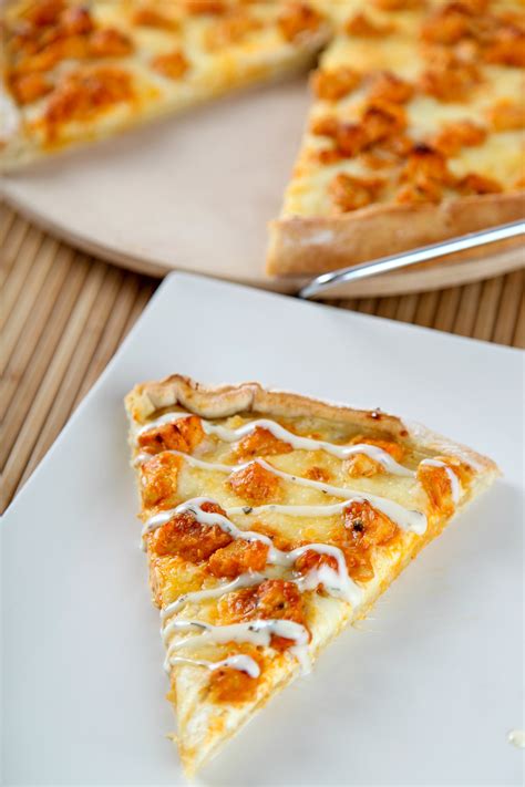 Buffalo Chicken Pizza Recipe