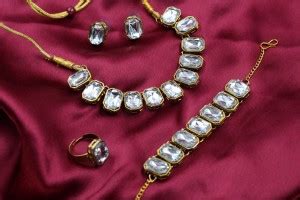 My Shopee Stainless Steel Gold-plated White Jewellery Set Price in ...