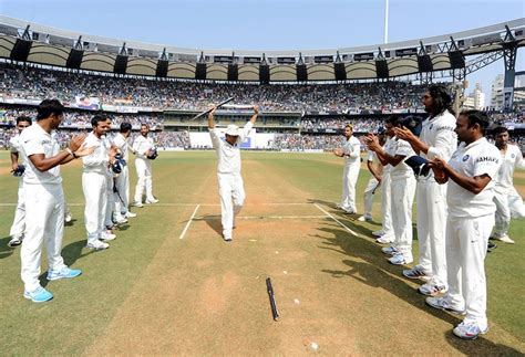 15 iconic pictures of Sachin Tendulkar's life