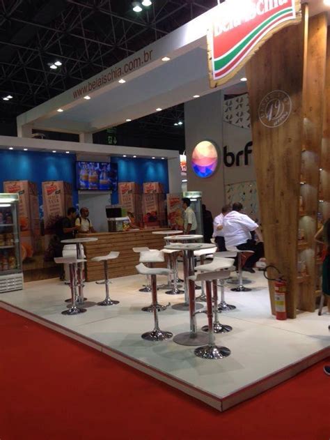 Interart Estandes e Cenários: Customer Reviews, Stands and Services