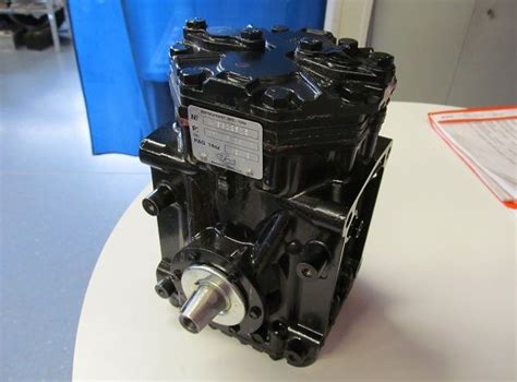 Mercedes Oldtimer, Fahrzeugtechnik Wörle - Klimakompressor NEU