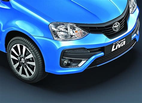 New Toyota Etios Liva Dual Tone Launched » Car Blog India