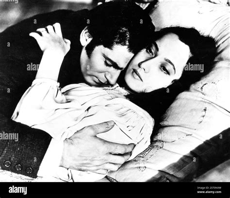 Wuthering heights cathy heathcliff hi-res stock photography and images ...