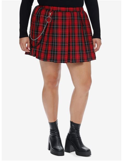 Social Collision Red Plaid Side Chain Pleated Skirt Plus Size | Hot Topic