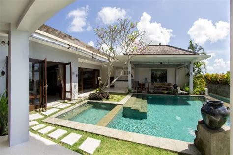 VILLA SERATUS (Bali/Jimbaran) - Villa Reviews, Photos, Rate Comparison ...