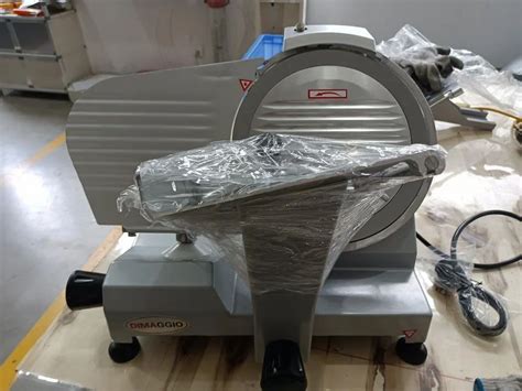 Meat Slicer - Electric Meat Slicer Trader - Retailer from New Delhi