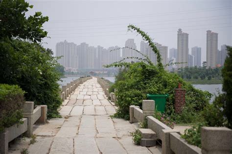 【携程攻略】晋江安平桥景点,安平桥又叫五里桥，是中国现存古代最长的石桥。去玩的那天天气好好，…