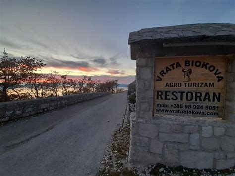 Vrata Biokova (Restaurant) - Podgora