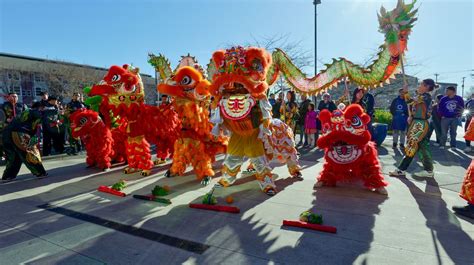 Lunar New Year Lion Dance at Renton Uwajimaya, Uwajimaya Renton, 14 ...