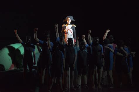 Peter Weiss' "Marat / Sade" ab Samstag auf der Bühne der Kammerspiele ...