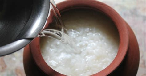 Bet You Didn't Know About These Health Benefits Of Leftover Rice