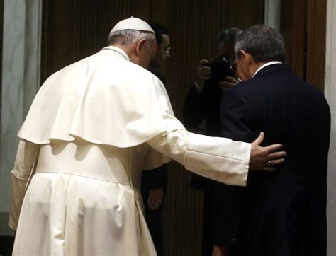 Raul Castro Meets Pope Francis at Vatican - Photos,Images,Gallery - 12224