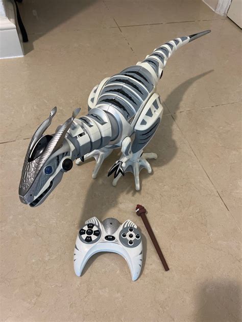 Discovery T-Rex Remote Control 的图像结果