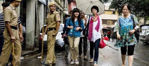 Here's What The World Tells Foreign Tourists Heading To India. And It's ...