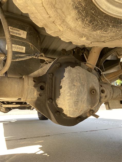 Rear differential leaking? : r/AskMechanics