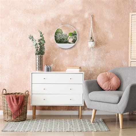 Buy white round wall mirror HERE