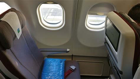 Flight Review: LEVEL Airlines IB 2622 Premium Economy OAK-BCN ...